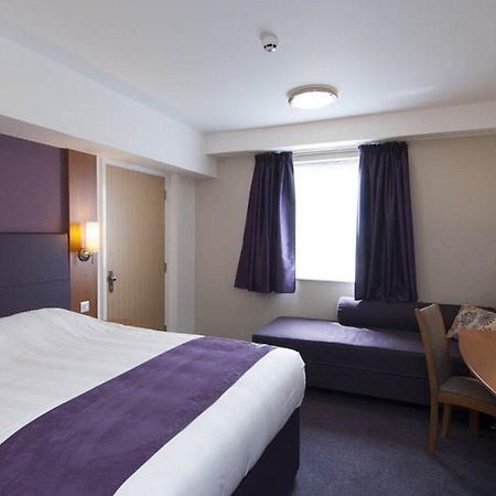 Premier Inn Brentwood Eksteriør billede