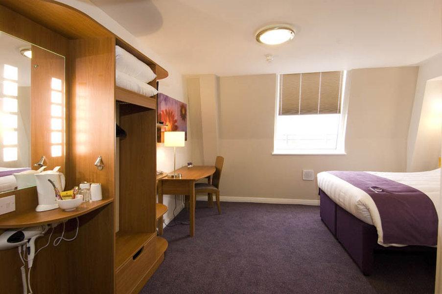 Premier Inn Brentwood Eksteriør billede