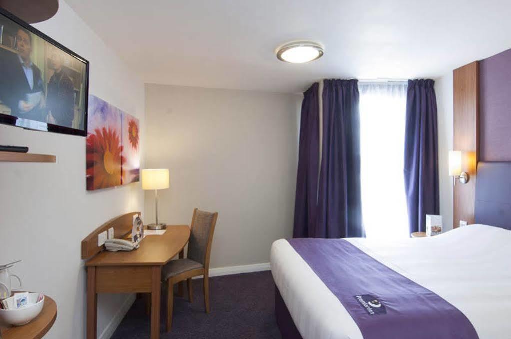 Premier Inn Brentwood Eksteriør billede
