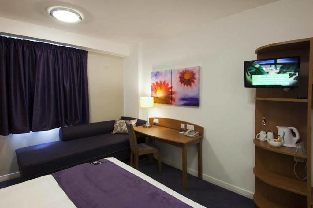 Premier Inn Brentwood Eksteriør billede